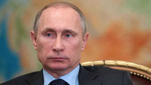 Путин не собирается "с бритвой носиться по всему миру"
