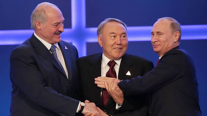 Путин внес в Госдуму на ратификацию Договор о Евразийском экономическом союзе
