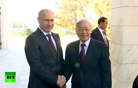 Путин и Медведев провели в Сочи переговоры с генсеком ЦК Компартии Вьетнама