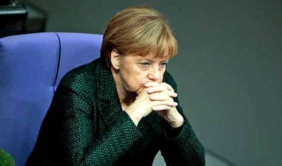 Меркель «надо смириться с реальностью» кризиса еврозоны