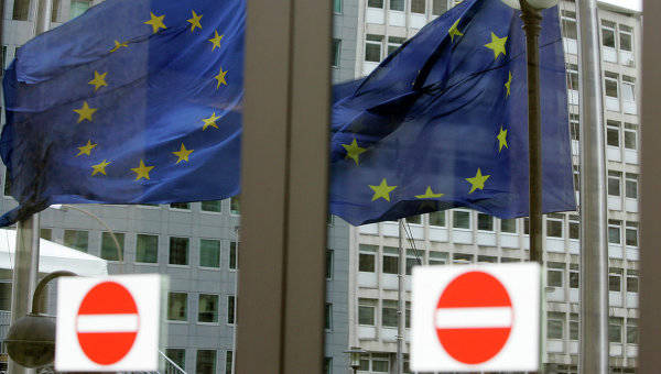 Греция отказалась сотрудничать с Еврогруппой