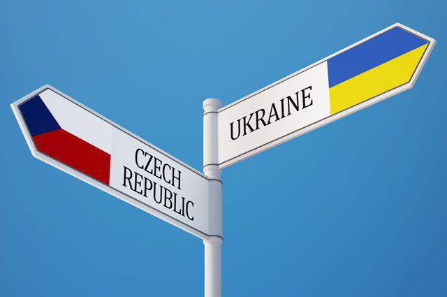 Коммунистический привет. Как Чехия затормозила ассоциацию Украины с ЕС