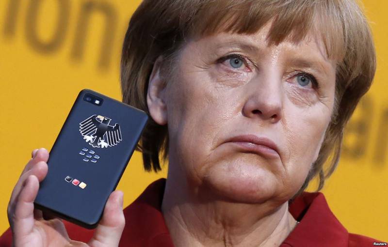Германия требует от США объяснений по поводу скандала с прослушкой