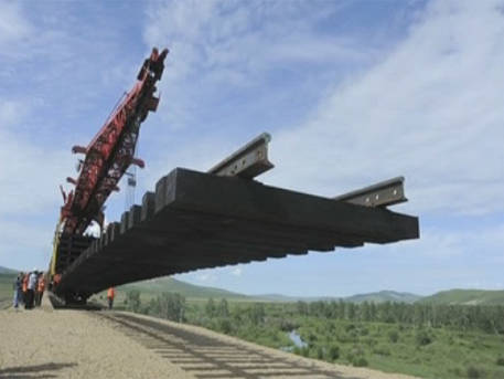 Строительство железной дороги на юг в обход Украины бьет все рекорды