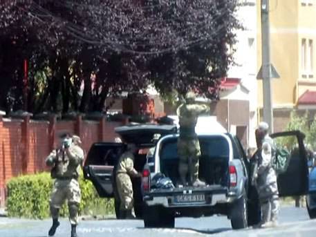 Два трупа в Мукачево волнуют мировую общественность больше, чем тысячи смертей на Донбассе