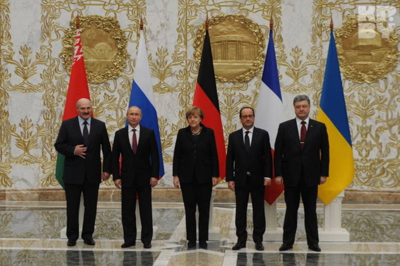 Киев назначил Францию и Германию участниками войны на Украине