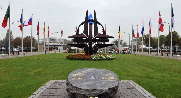 Достигнуто предварительное соглашение о вступлении Черногории в НАТО