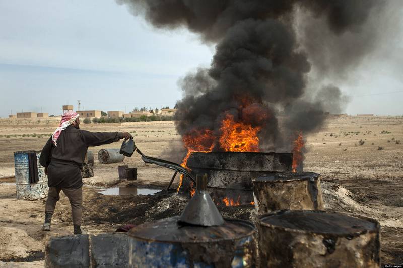 США полтора года покрывали нефтяную контрабанду ИГИЛ