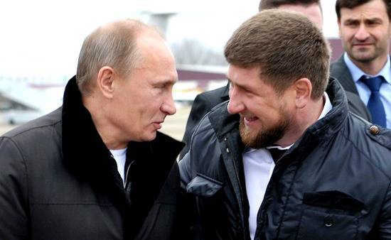 Stratfor описал роли Сечина и Кадырова в окружении Путина