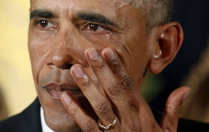 Барак Обама подписал указ и заплакал