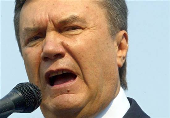Если бы Янукович остался или сапоги в бронзе
