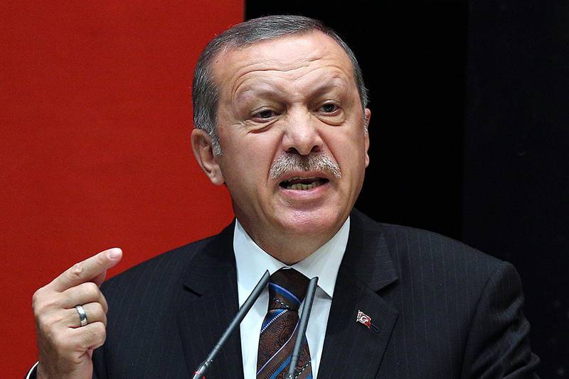 Личные амбиции Эрдогана подвели Турцию к краю пропасти