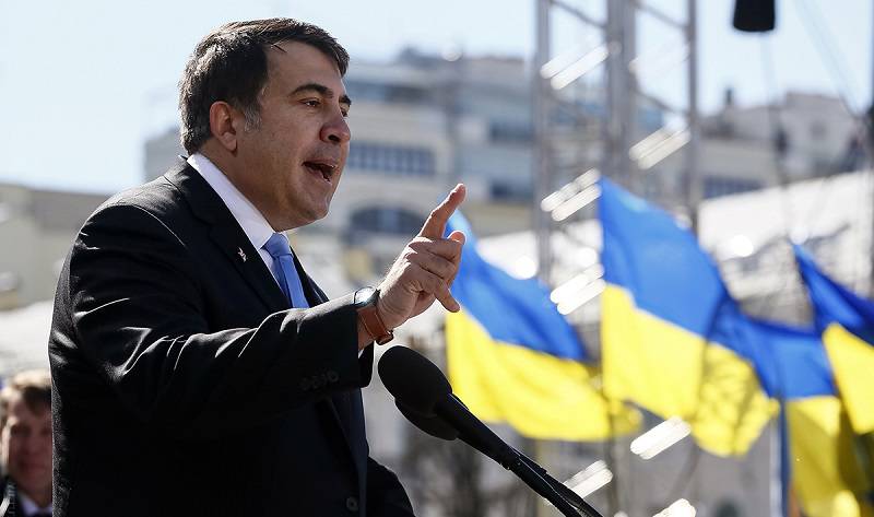 Саакашвили: конституция Украины - это конституция жулья и ворья