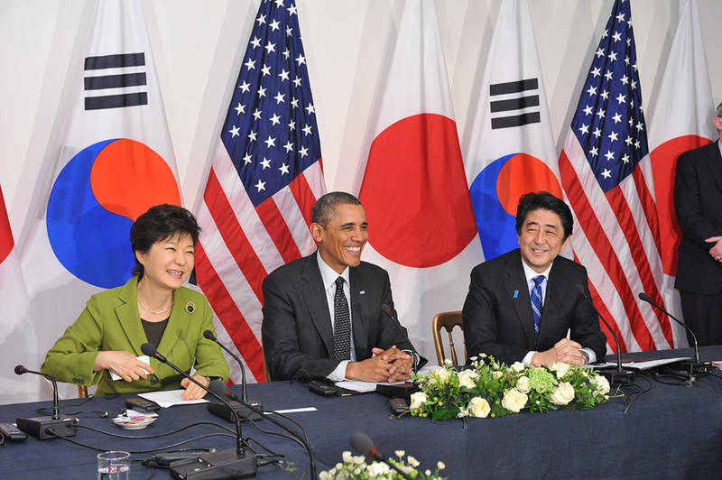 США, Япония и Южная Корея обсудят КНДР
