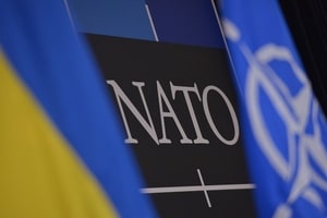 НАТО заставит Украину повторить судьбу Польши