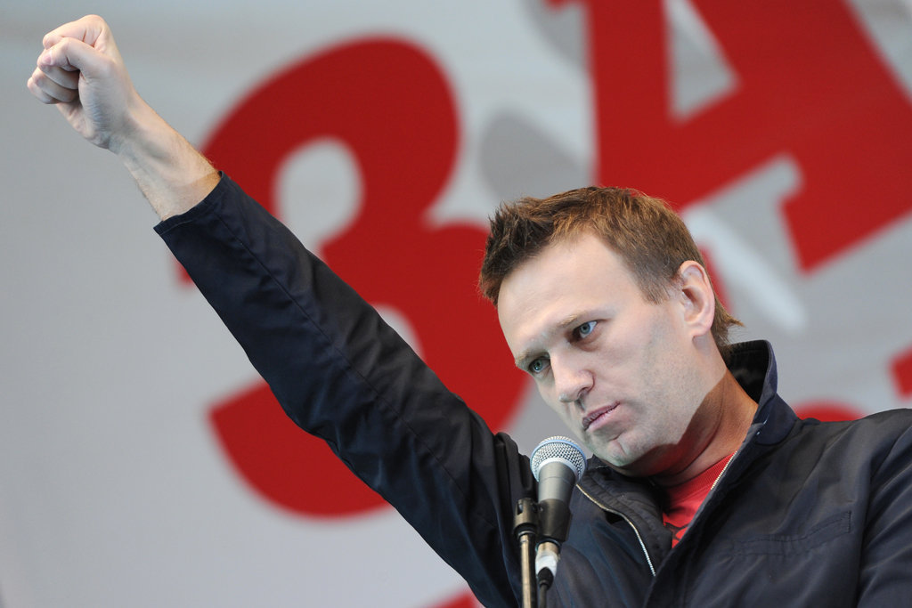 «Шерше ля фам» в разводе Навального с соратниками