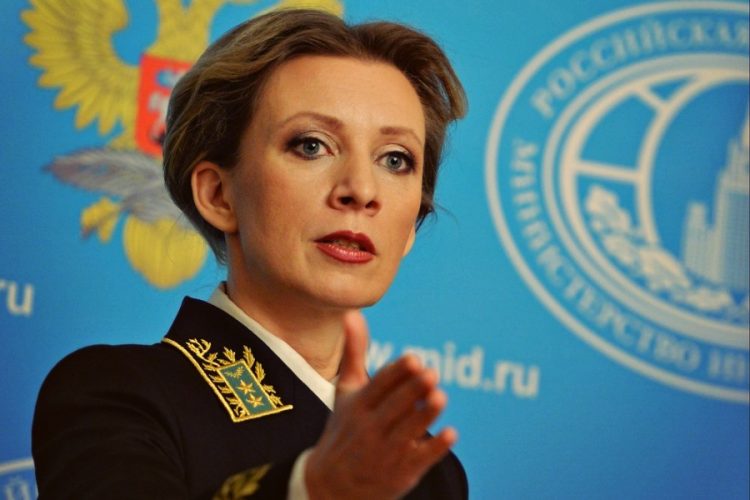 Мария Захарова обвинила спецслужбы США в давлении на российских дипломатов