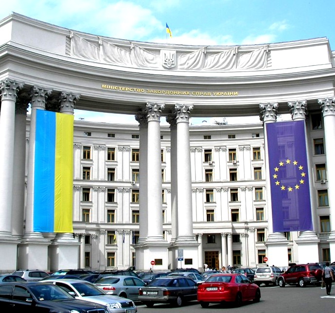 Киев дает установку своим представителям на дискредитацию Минских соглашений