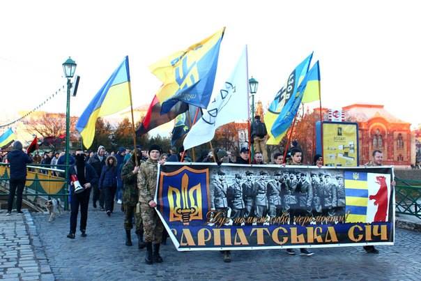 Автономию вам? Киев – против национальных меньшинств