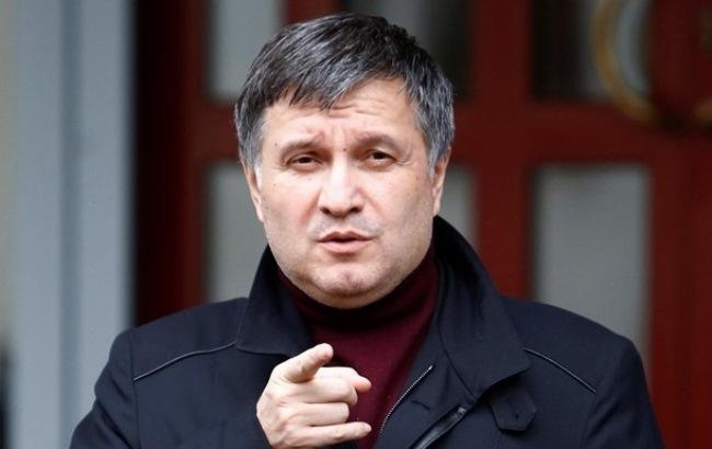 Аваков заявил, что вскоре "пересадит" всех украинских «копов»