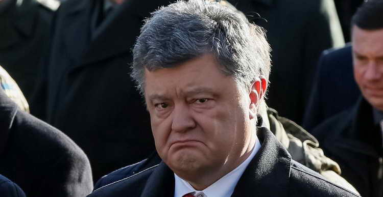 Порошенко-жадина: ни особого статуса Донбассу, ни децентрализации