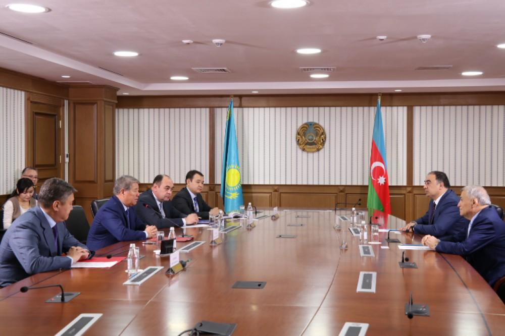 Азербайджан и Казахстан обсудили перспективы углубления отношений