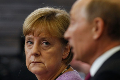 Немцы серьезно заметались: Меркель дрейфует в сторону России