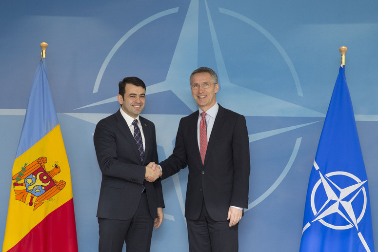 Прозападные силы в Молдавии пытаются успеть договориться с НАТО