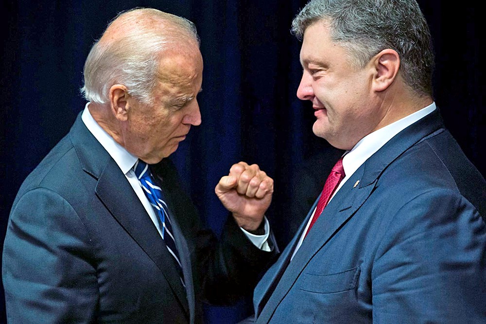 Байден и Порошенко синхронно соврали на пресс-конференции в Киеве
