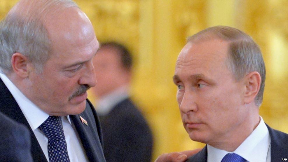 "Механизмов подчинить волю Лукашенко  у Путина хватает"