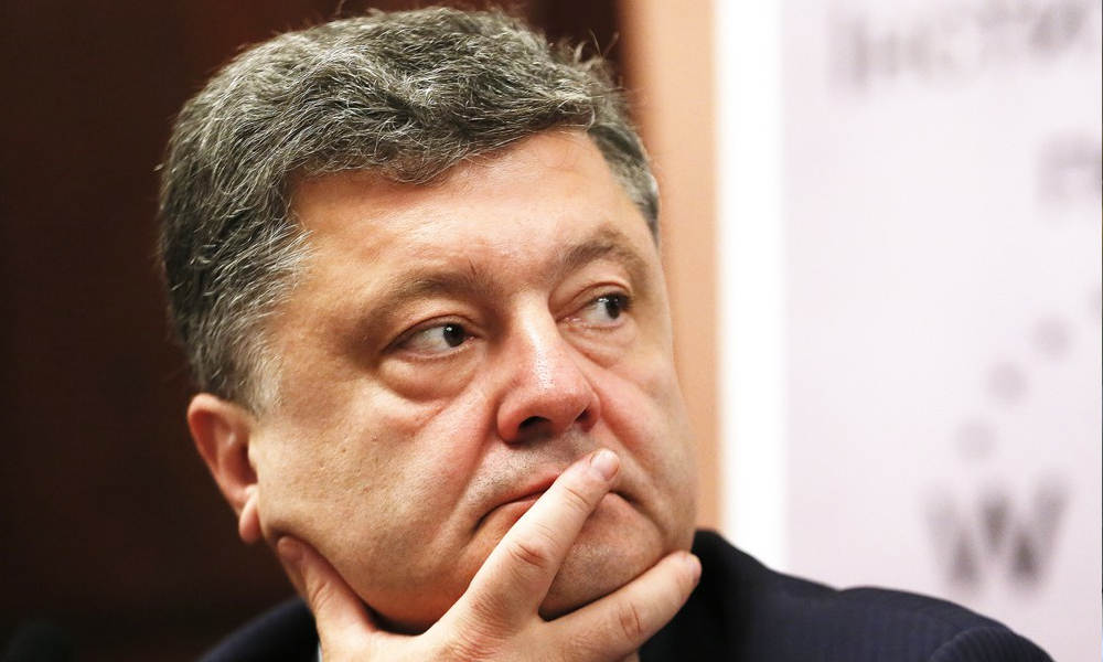 Американцы уже не братья Киеву: Порошенко назвал главного спасителя Украины