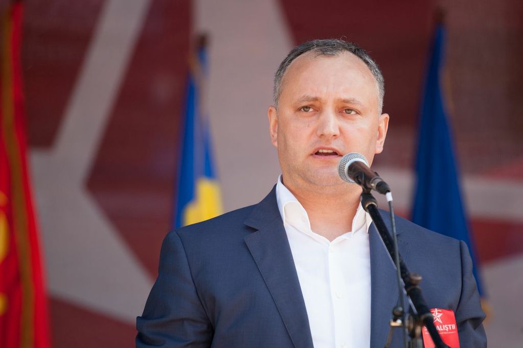 От ЕС к России: Игорь Додон изменит Молдову, если справится с парламентом