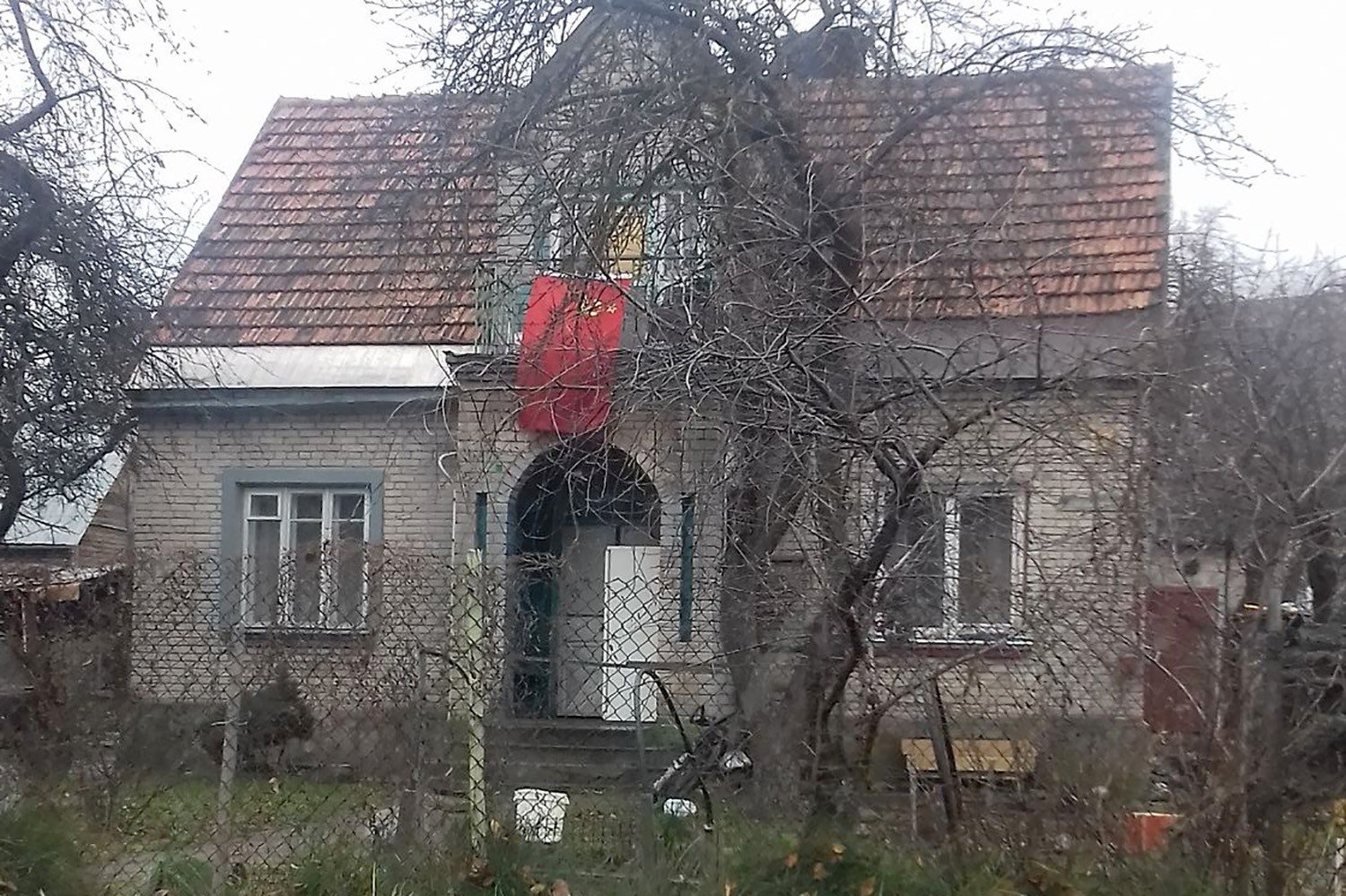 Красная «тряпка» для литовского «быка»: флаг СССР попал в центр скандала