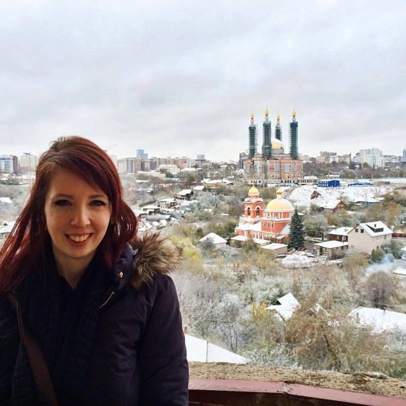 «Водка, холодная погода, борщ»: яркие впечатления американки о жизни в РФ
