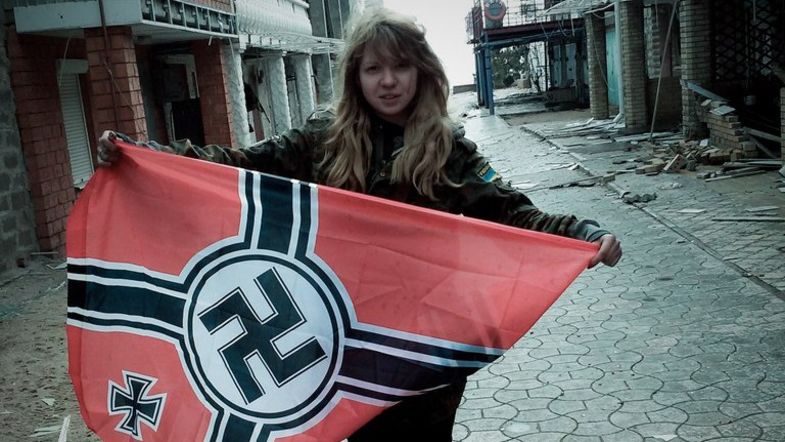 Неонацистку Заверуху «побратимы» избили после освобождения