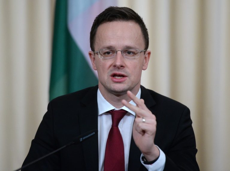 Глава МИД Венгрии Петер Сийярто: санкции против РФ провалились