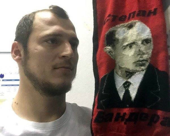 Фанаты выкинули украинского футболиста Зозулю с поля за нацизм