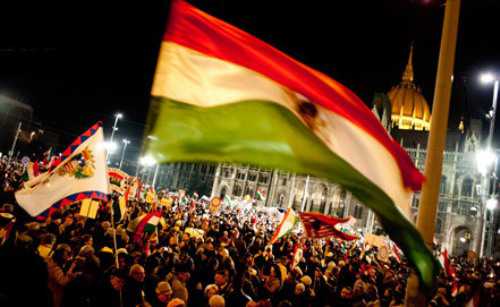Будапешт поддерживает автономию закарпатских венгров