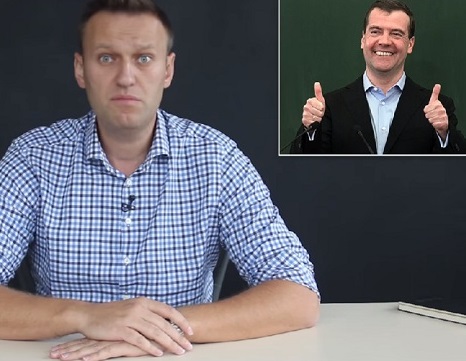 Навальный швырнул разоблачительную бомбу в Медведева. И что дальше?