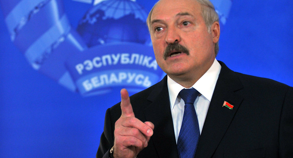 Лукашенко вобьет «Майдан тунеядцев» в землю