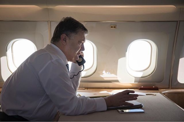 Стало известно, зачем на самом деле Порошенко летит в Лондон