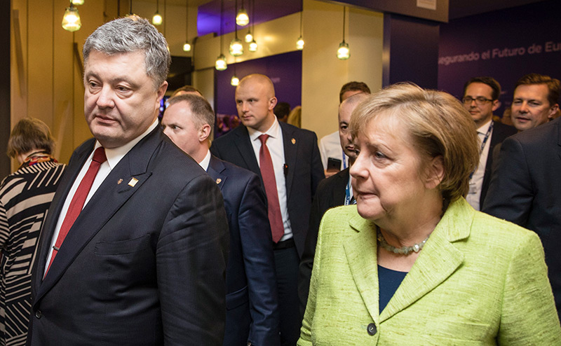 Конец проекта Украина: на какие части ЕС и Порошенко разорвут страну