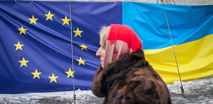 Безвизовый праздник на Украине сменяется тяжелым похмельем