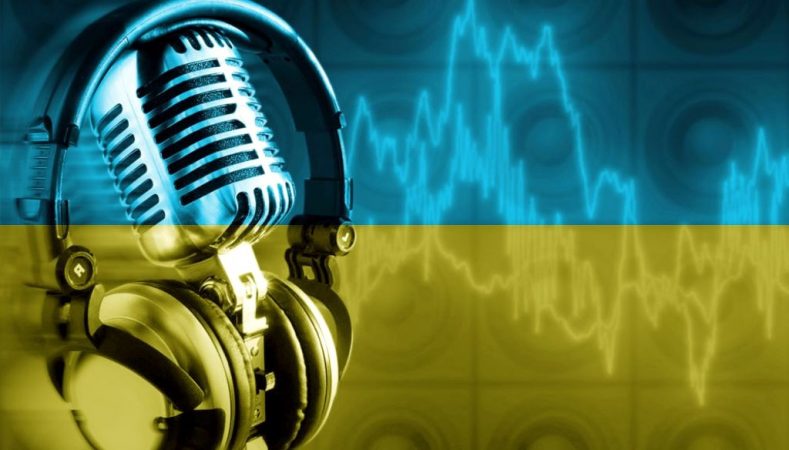 Эфир простого украинского радио: "Русскоязычный - вор, подлец, враг!"