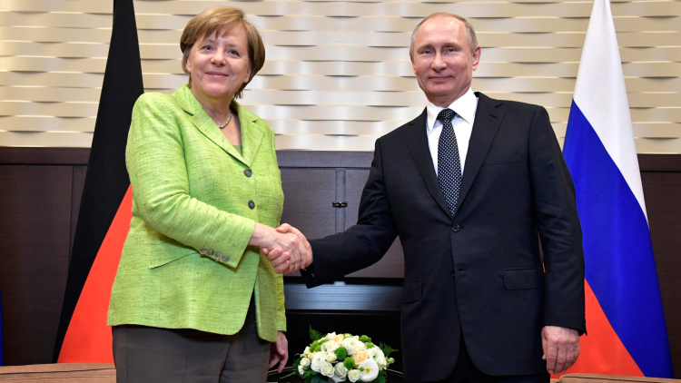 Зачем Меркель приехала к Путину и при чем здесь Трамп?
