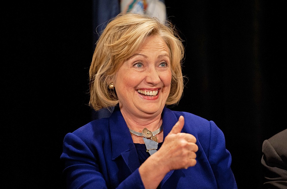 Клинтон созналась, как справилась с проигрышем на выборах: Шардоне помогло