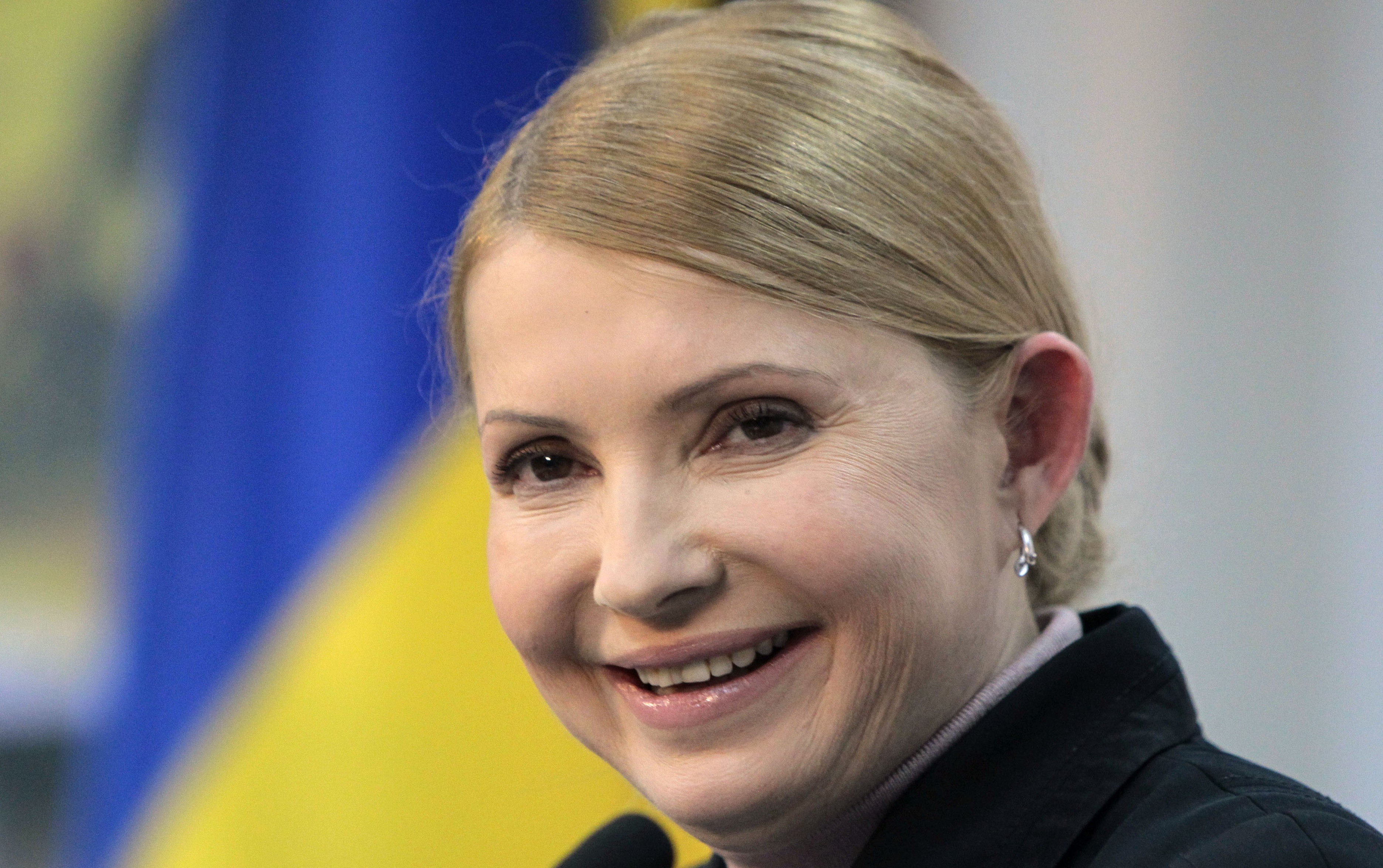 Тимошенко раскритиковала политику Петра Порошенко в прямом эфире