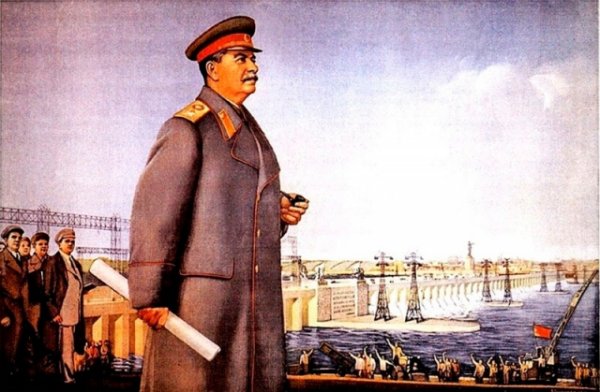Сталинский уклад доказал своё превосходство над капиталистическим