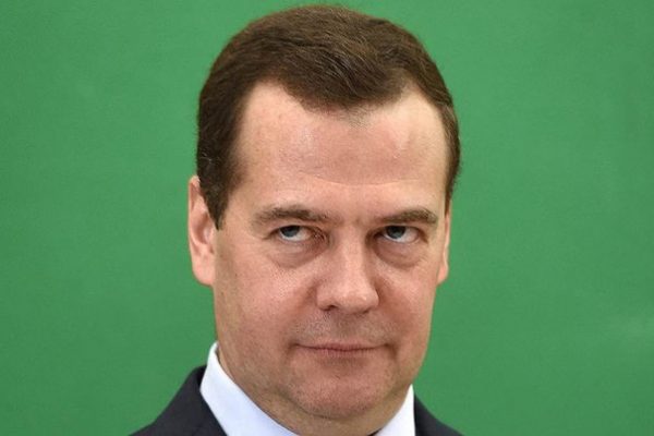 «ОнжеребенокНавального» написал Медведеву письмо с просьбой уйти в отставку