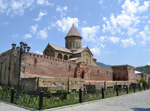 Тбилиси заставляет своих армян стать грузинами